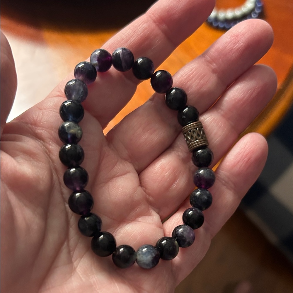 Black/blue stretch gemstone bracelet